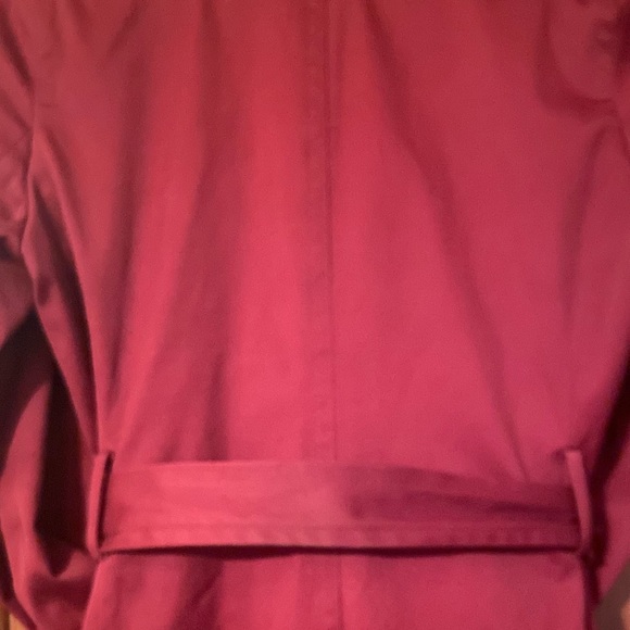 Women’s Banana Republic Raincoat (size S) - Picture 5 of 8